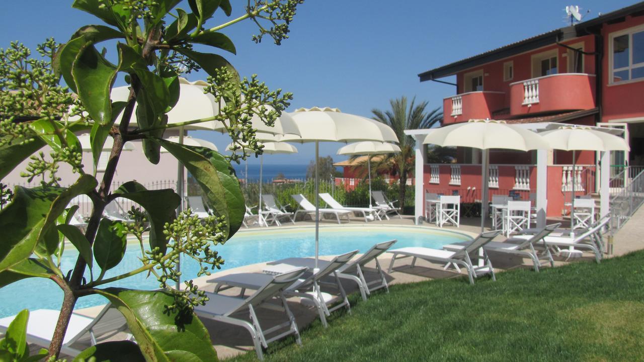 Готель Borgo Di Santa Barbara Санта-Доменіка Екстер'єр фото
